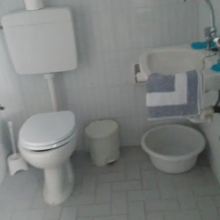 Glaros Hotel